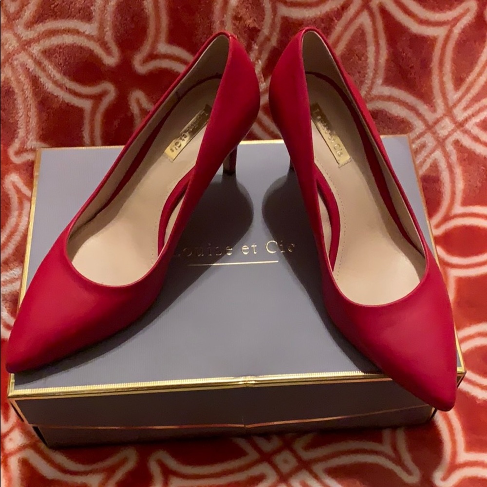 Louise et CIe engine red low high heels 👠